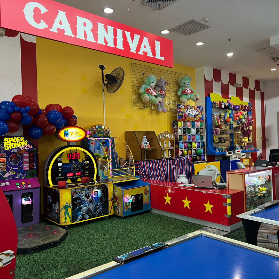 1 Hora de Juego Ilimitado + 1 Pizza Regular para 2 personas por $15 en Happy Time
