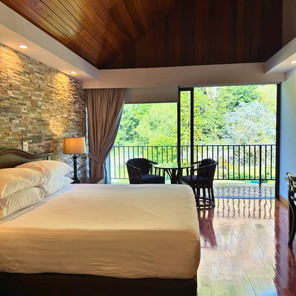 Estadía en Habitación Deluxe para 2 Adultos y 2 Niños + Desayuno + Late Check Out desde $90 en el Hotel Bambito