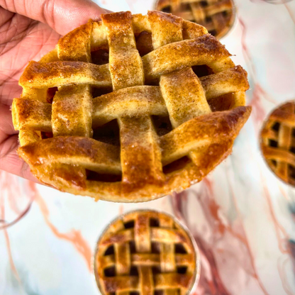 Pie de Pollo de 10 Pulgadas + Caja de 4 unidades de Pies (Limon, Manzana o Piña) desde $15 en Paisazo