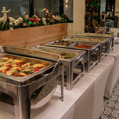 Cena de Año Nuevo con Buffet + Open Soft Drinks por solo $36 en Hotel Albrook Inn