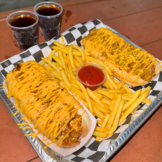 Combo de Emparedados + Papas Fritas + 2 Té Fríos desde $4 en Sabores Mediterráneos