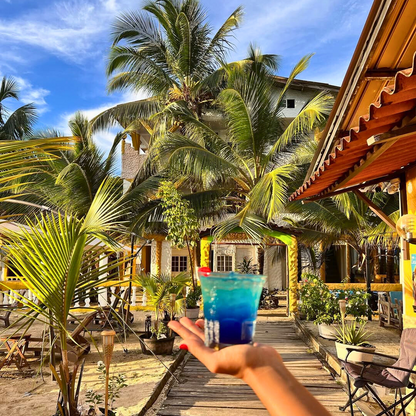 Estadía en Isla Grande con Desayuno, Almuerzo y Cena para 2 Personas desde $130 en Hotel Cocotal