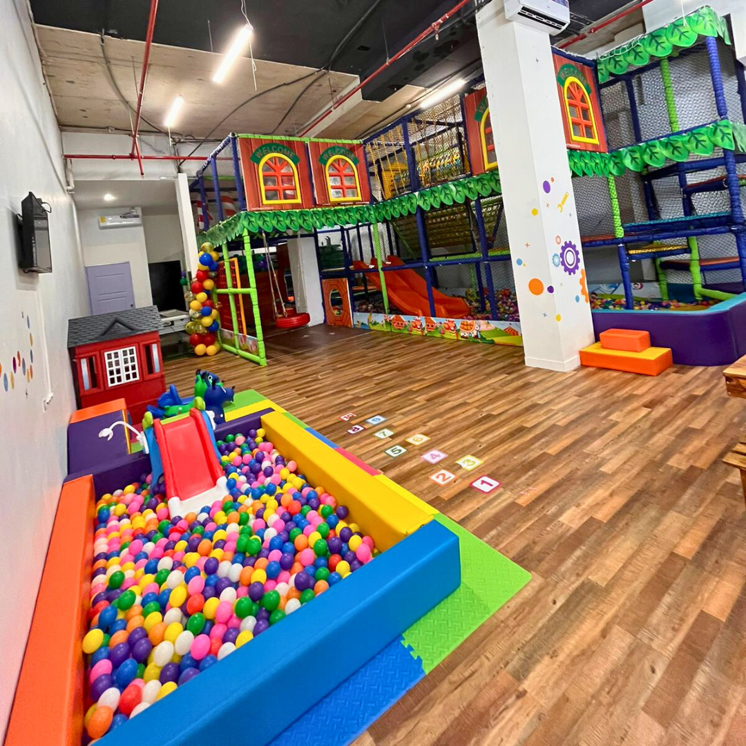 Juego por tiempo Ilimitado + Popcorn con Soda para 2 niños por $15 en The Fun Factory