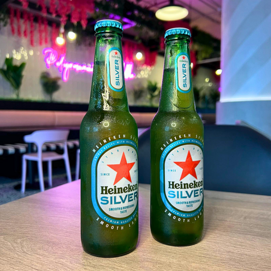2 Burger's + 6 Wings + Orden de Papas + 2 Heineken Silver por $20 en Beauty and The Butcher Condado del Rey