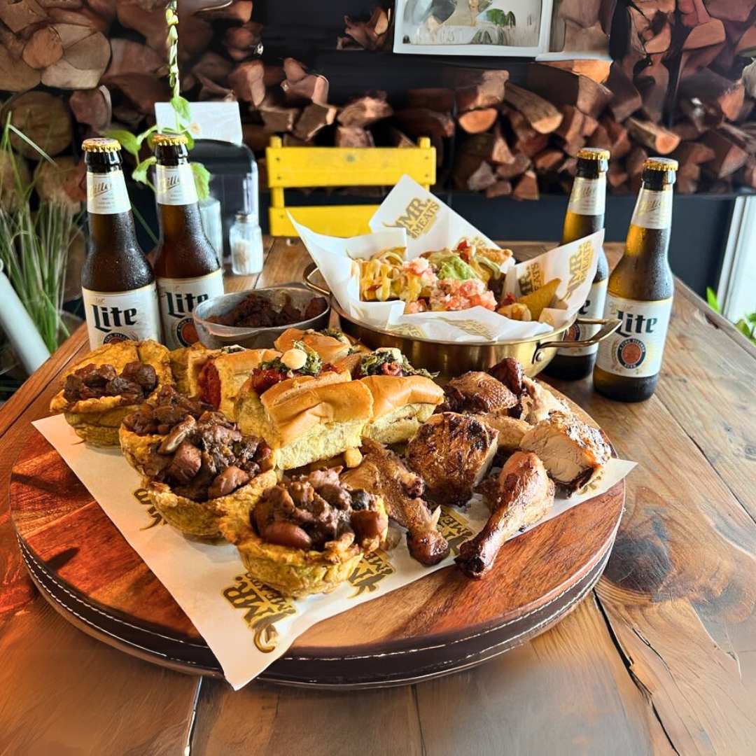 5 Platos de Ahumados y Mariscos para compartir + 4 Cervezas o Sodas por $25 en Mr. Meats