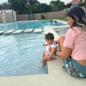 Pasadía con Piscina + 2 Platos con Cachapas + Costillas + 2 Bebidas para 2 personas