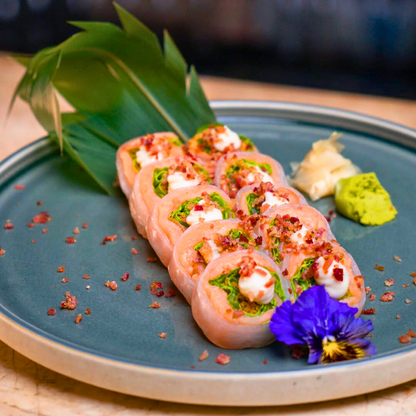 2 Sushis Premiums + 1 Entrada + 2 Copas de Sangría por $15 en El Viejo Santana