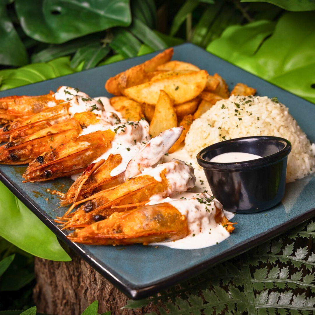 Paga $20 y Consume $35 en todo el menú de comidas y bebidas en Raptors