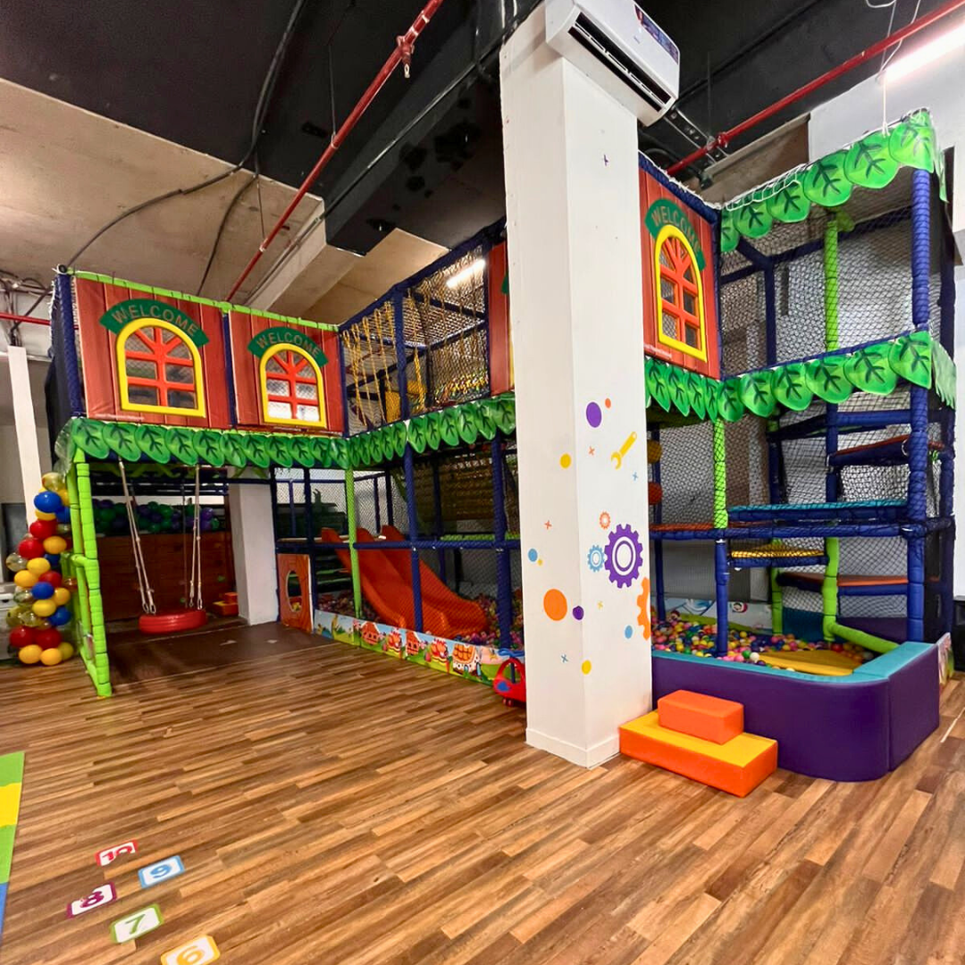 Juego por tiempo Ilimitado + Popcorn con Soda para 2 niños por $15 en The Fun Factory