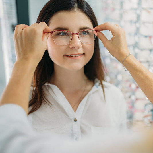 Paga $50 y disfruta de $90 en la Compra de tus Lentes en Ópticas Vistoso