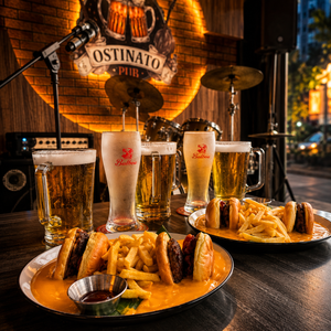 2 Divo Burgers + 3 Jarras de Balboa de Barril por $20 en Ostinato Pub