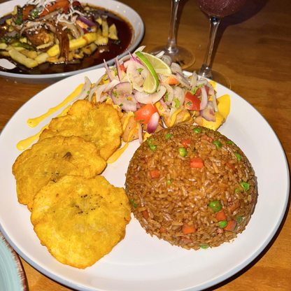2 Platos Fuertes + 1 Entrada de Causa Peruana Para Compartir + 2 Bebidas por $15 en Bocca Lima