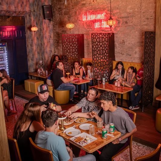 2 Shawarmas de Pollo con Yuca o Papas + 2 Cervezas Cristal por $15 en Zibâ Mediterranean Cuisine