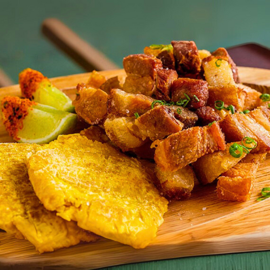 Orden de Chicharrones con Patacones + 2 Órdenes de Tostones con Ropa Vieja + 2 Bebidas por $20 en Carpe Diem Terrace