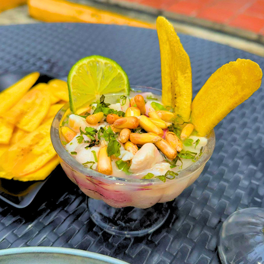2 Filetes de Pescado + Ceviche para Compartir + 2 Limonadas por $15 en La Cevichería Brisas del Golf