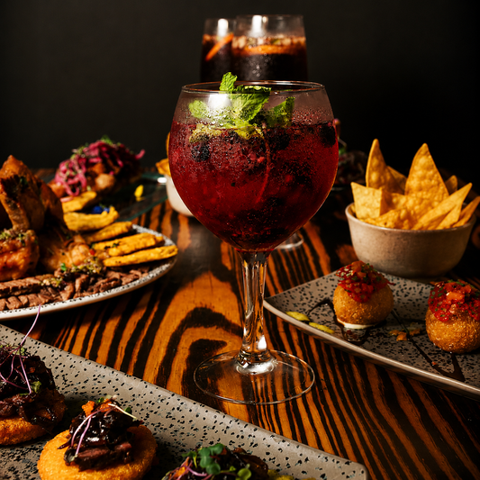 Paga $20 y Consume $40 en Comidas y Bebidas en Diva Sport Bar