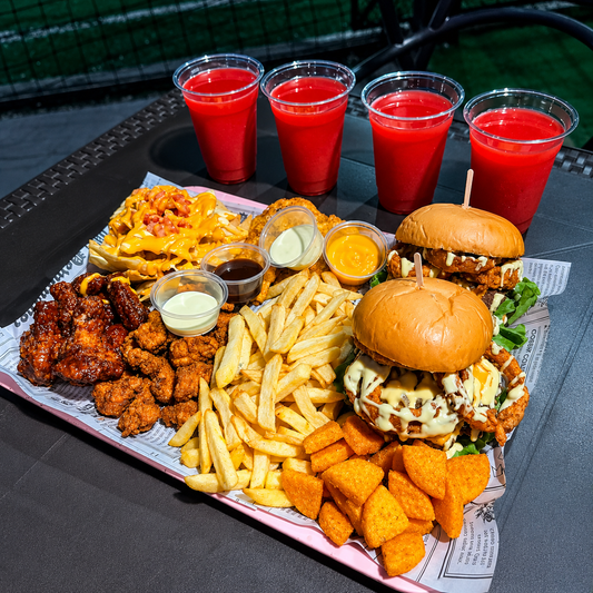 2 Burgers Cargadas + Wings + Chicken Pops + 4 Acompañamientos + 4 Bebidas por solo $18 en Crazy Cheese