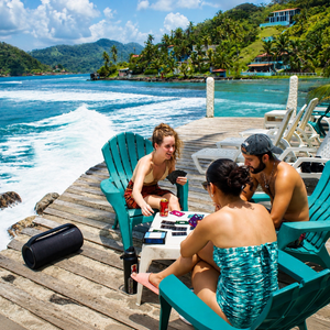 Pasadía + Almuerzo Caribeño + Soda por $25 en Hotel Sister Moon