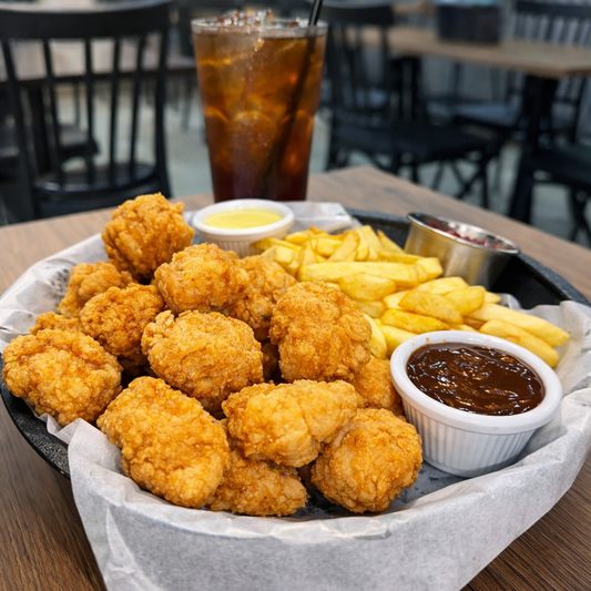 All You Can Eat Boneless + Papas Refill + Bebida desde $8.99 en Alitas Salvajes PUB