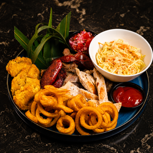 Picada Santana para 2 Personas + 2 Copas de Sangría por solo $18 en El Nuevo Santana