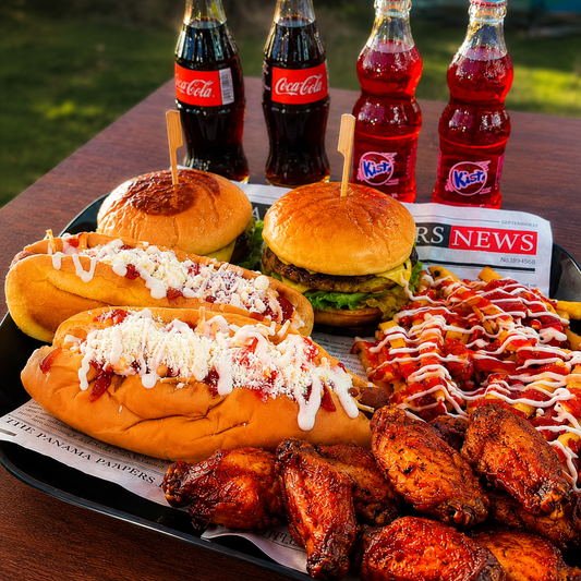 2 Burgers de Carne + 2 Hot Dogs Jumbo, Wings y 4 Sodas por solo $15 en Bokattos