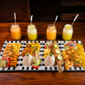 4 Platos de Mariscos y 4 Jugos Frozen por $24 en El Barrilazo del West
