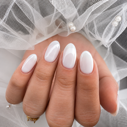 Uñas Press On Elegantes y Duraderas por solo $20 en Paola Fernández Beauty