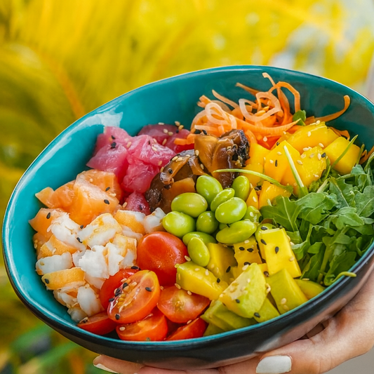 2 Poke Bowls + Entrada para Compartir  + 2 Bebidas por solo $17.99 en Sushi Market!