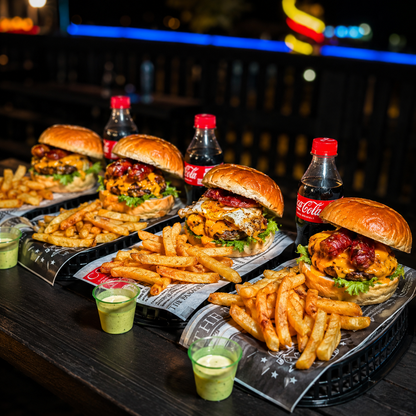 Combo Familiar con 4 Burgers, 4 Papas y 4 Sodas por solo $15 en Grill Time - Chiriquí