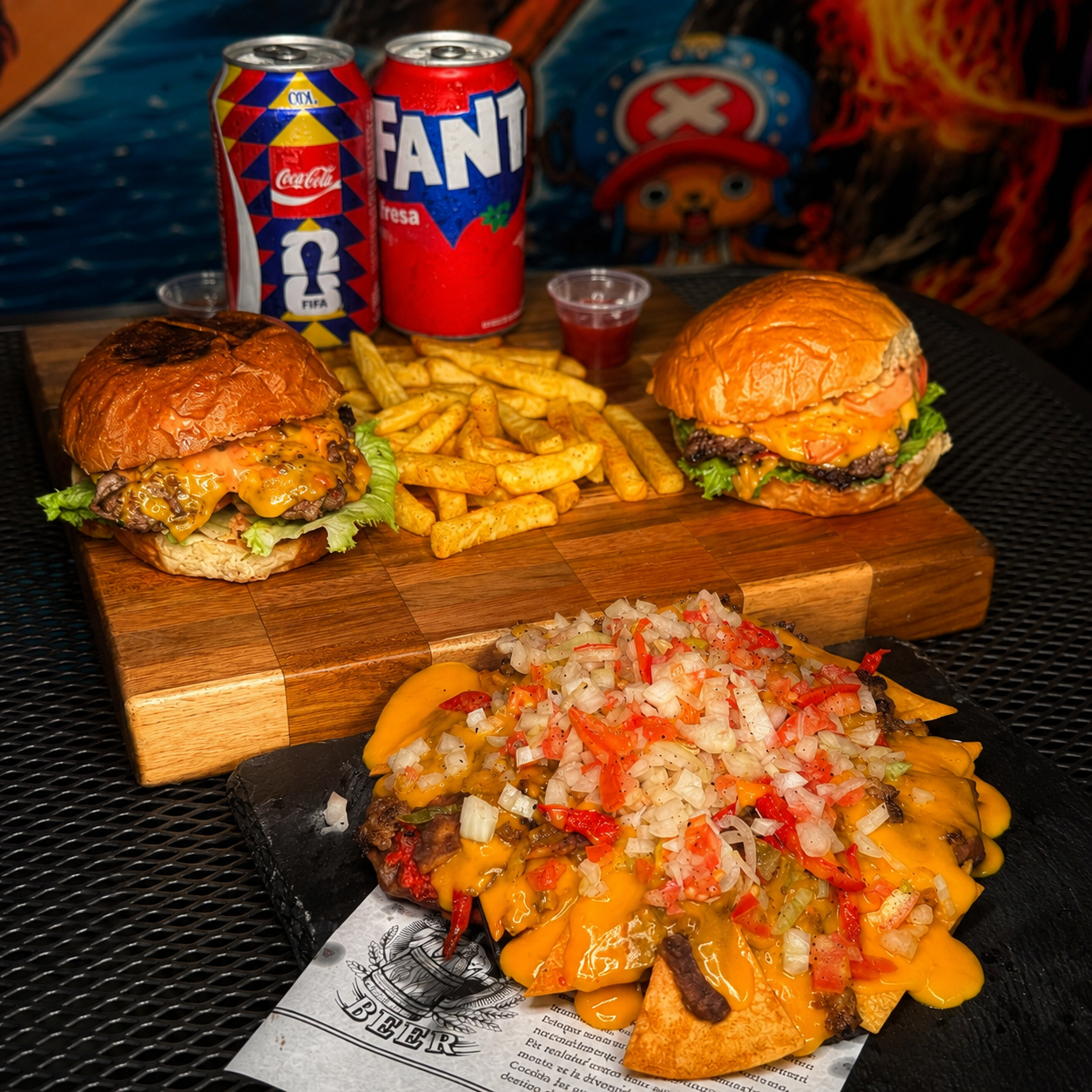 2 Burgers Ronoroa Zoro con Papas + Nachos y 2 Sodas por solo $16.99 en La Cueva del Yonkou - Chiriquí