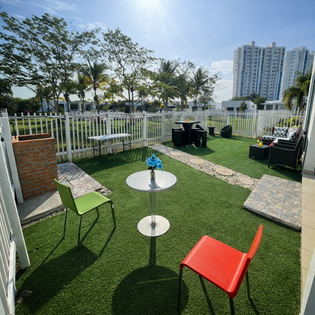 Casa de Playa para hasta 8 Personas desde $99 en Napa Village Playa Blanca