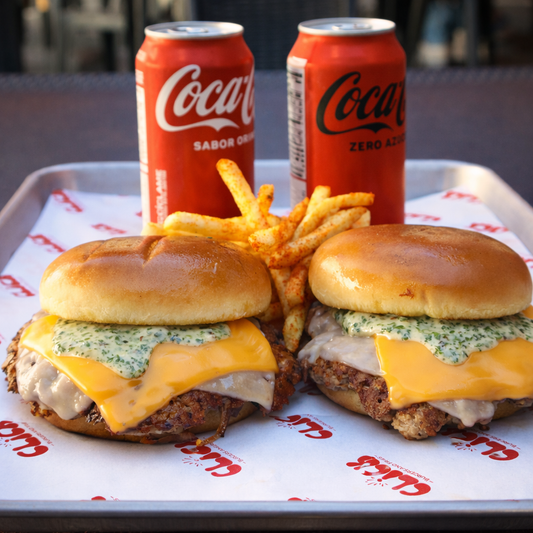 2 Smash Gauchas + Papas + 2 Sodas por solo $10 en Click Burgers and Fries