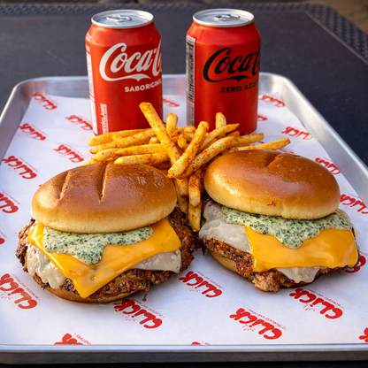 2 Smash Gauchas + Papas + 2 Sodas por solo $10 en Click Burgers and Fries