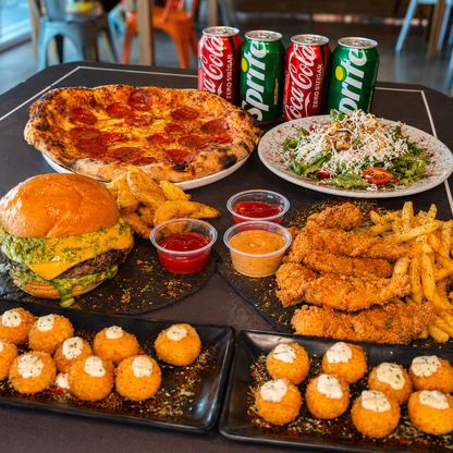 Pizza de Pepperoni, Cheesy Burger, Chicken Fingers, Ensalada, Entradas y 4 Bebidas por $30 en Buffeta – Chiriquí