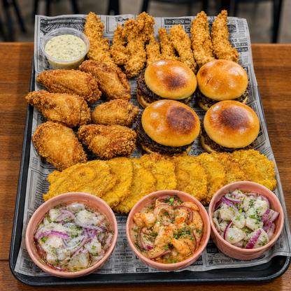 Trío de Ceviches + Sliders, Alitas, Dedos de Pescado y Patacones por $15 en Alitas Salvajes Pub