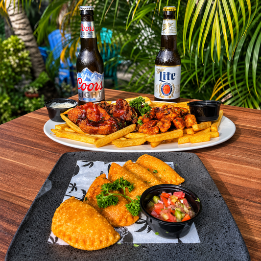 Picada de los Frenes + 5 Empanadas  + Cubetazo Nacional por solo $20 en Santo Gusto