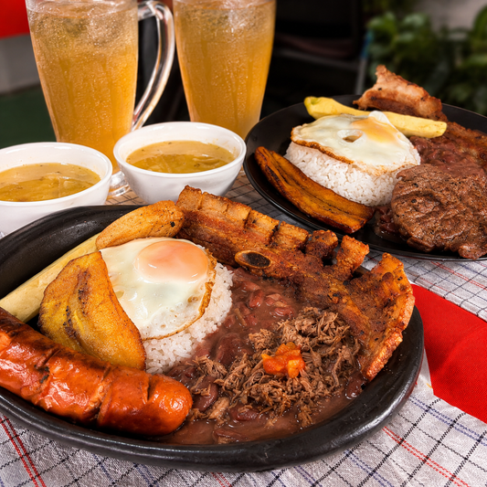 1 Plato Vaquerito + 1 Bandeja Paisa + 2 Caldos y 2 Bebidas por $15 en Donde La Paisita