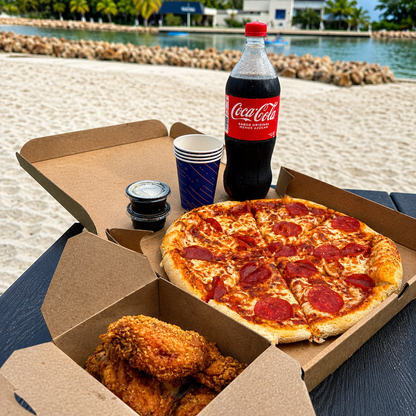 Day Pass para 2 Adultos o 2 Adultos + 2 Niños + Delicioso Combo de Comida desde $45 en Bay Club Playa Dorada