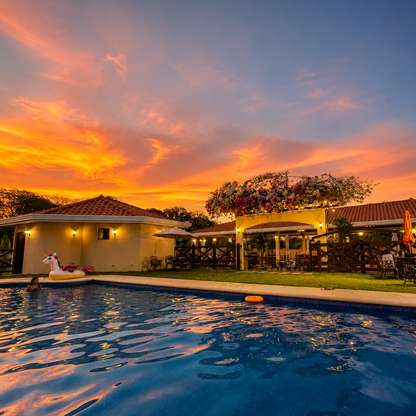 Estadía en Suite para 2 Personas con Desayuno y Beneficios Exclusivos por solo $89 en Pocrí Country Resort