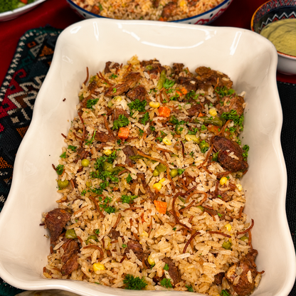 All You Can Eat Turco para 2 Personas con Shawarma, Pinchos, Pizzas Turcas y Té Caliente por $30 en Estambul Turkish Delight