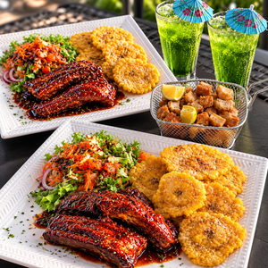 2 Costillas BBQ + Entrada de Chicharrón + Patacones, Ensaladas y 2 Limonadas