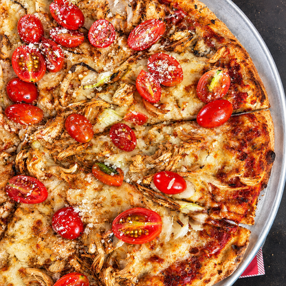 2 Pizzas Regulares + Entrada + 2 Bebidas por $15 en Pizzarella Costa del Este y Vía Israel