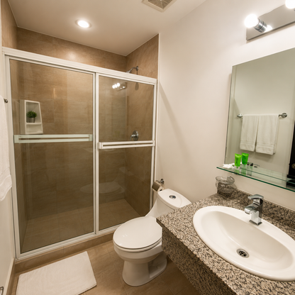 Pasadía para 2 Personas + Habitación + Piscina + Copas de Vino por solo $40 en Hotel Coronado Inn