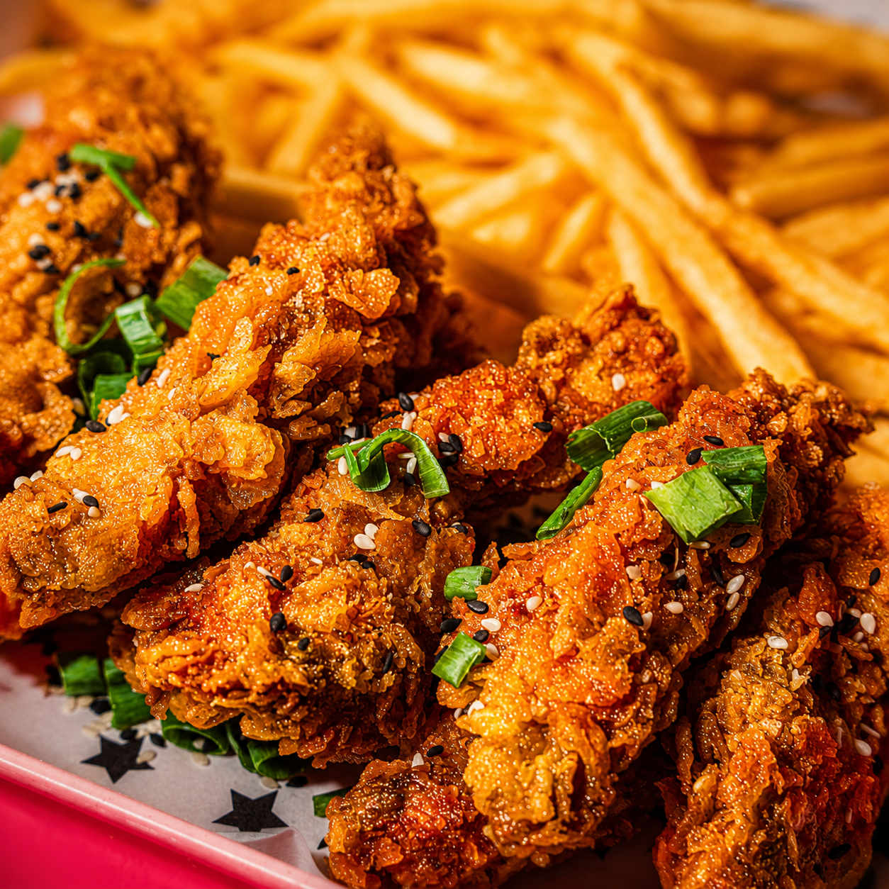 All You Can Eat de Wings, Tenders y Hamburguesitas para 2 por $20 en Beauty and the Butcher