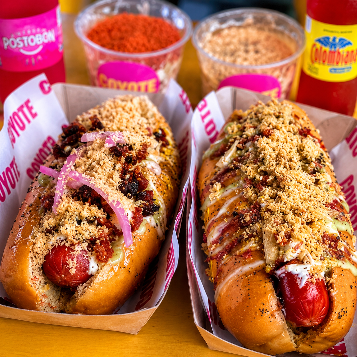 2 Coyote Dogs + 2 Elotes + 2 Esquites por solo $20 en Coyote Brisas del Golf