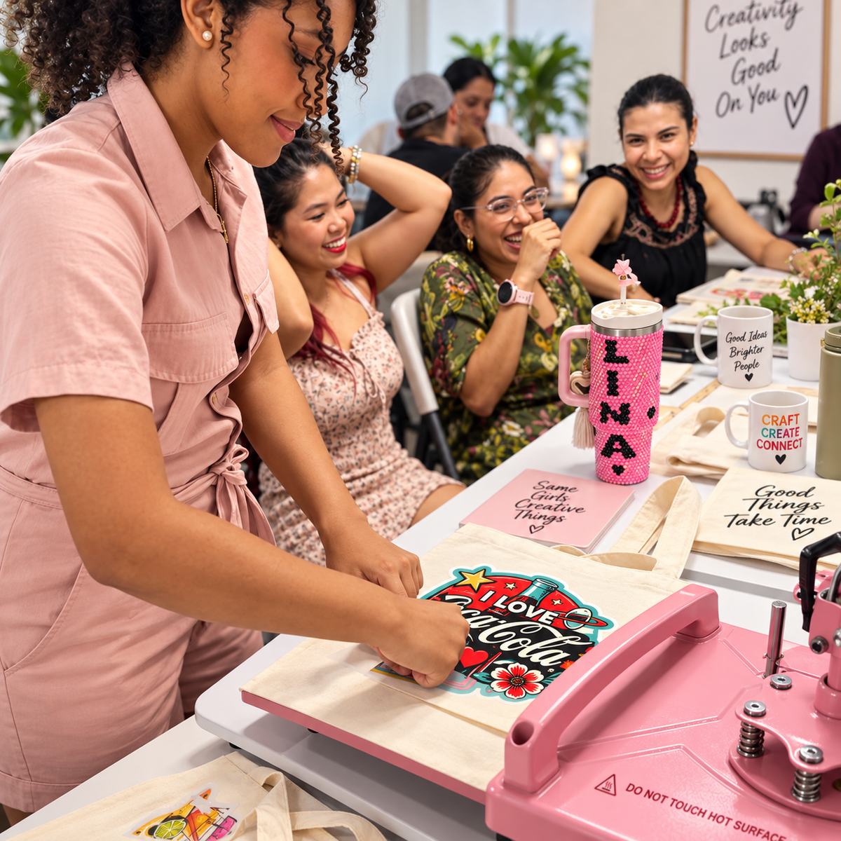 2x1 para Taller de Personalización Creativa + 2 Productos Incluidos por $15 en Gifts and More