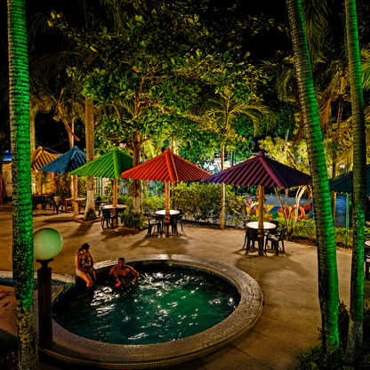 Estadía para 2 o 4 Personas con Desayuno Incluido desde solo $55 por noche en Bay View Hotel