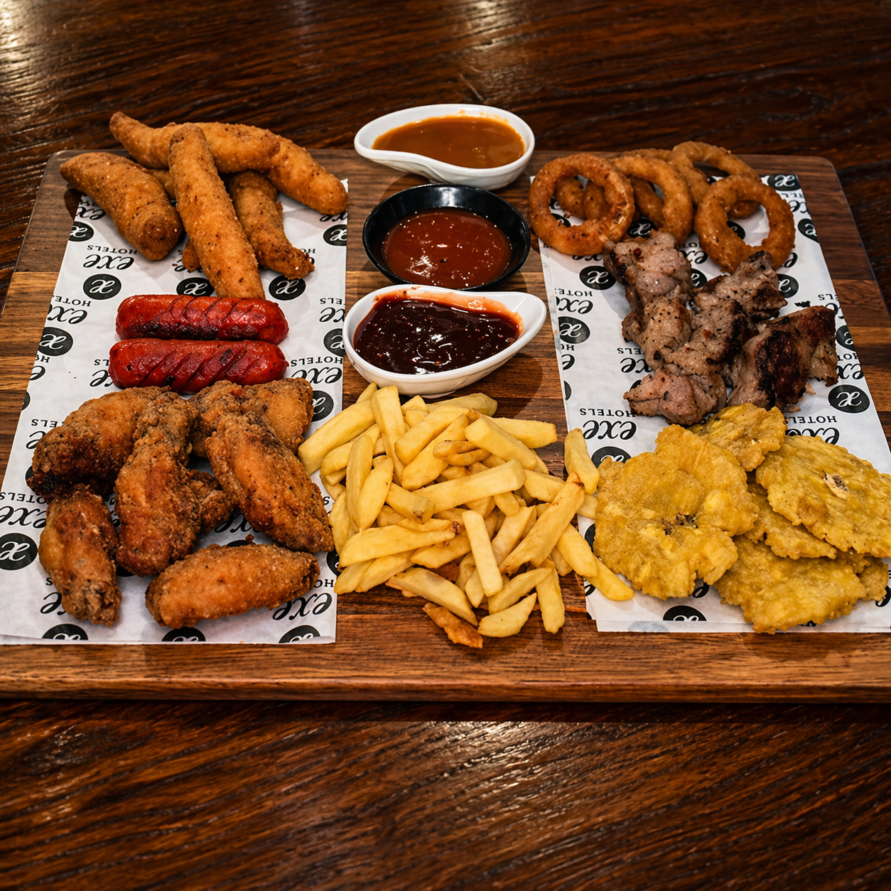 Picada Mixta de Carnes + 2 Cubetazos Nacionales por solo $20 en Exe Lounge Bar by Exe Oriental