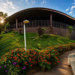 Escápate a Cerro Azul + 2 Desayunos + Piscina Climatizada y Zipline para 2 personas por $39.95 en Hacienda Mi Montañita