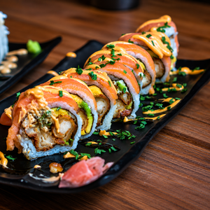 2 Sushi Premium del Menú + 1 Entrada + 2 Bebidas por solo $12 en Sushi Street